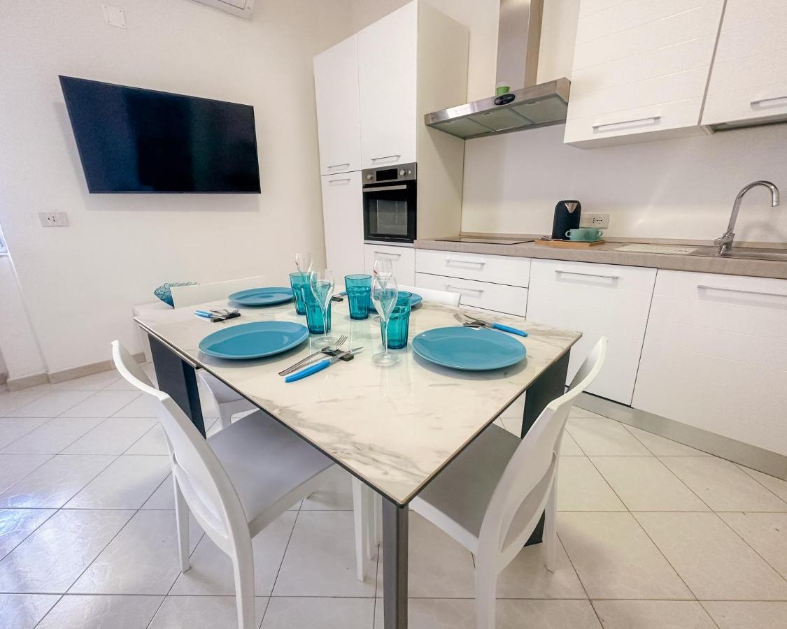 Rosy'S Apartament Castellammare di Stabia Bagian luar foto